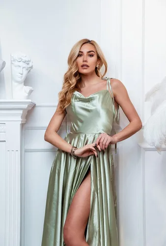Miniatura 4 de Miao Duo Vestidos largos de satén con abertura alta para mujer, vestidos de graduación 2023, tirantes delgados ajustables, vestidos de fiesta