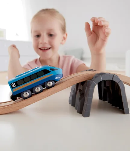 Miniatura 4 de Hape Tren de motor a control remoto Juguete ferroviario para niños, vehículo RC con aplicación o botón con 5 sonidos reproducibles, función