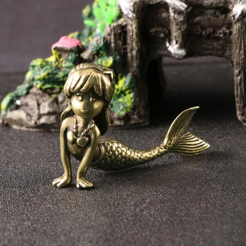 Miniatura 3 de Wwxuanke - 1 pieza de decoración de sirena de imitación de cobre macizo, figuras en miniatura de latón, decoración de escritorio, manualidades