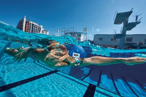 Miniatura 5 de Arena Gorra de natación unisex de silicona moldeada con logotipo para adultos, para entrenamiento intensivo, reducido arrastre, ajuste cómodo