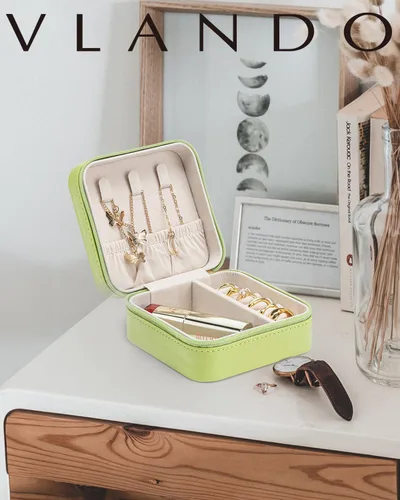 Miniatura 61 de Vlando Regalos de boda – Organizador de viaje de joyería pequeña de piel sintética, estuche de viaje para anillo, mini joyero para aretes, collar