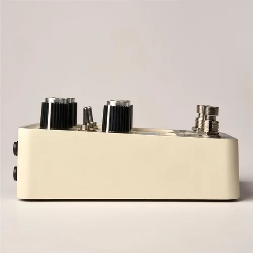 Miniatura 5 de Universal Audio Pedal de modulación UAFX Astra