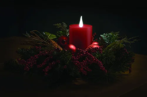 Miniatura 3 de Xodus Innovations WC1684R - Vela de pilar de cera LED sin llama de 4 pulgadas con temporizador automático y llama parpadeante 3D blanca cálida, Rojo