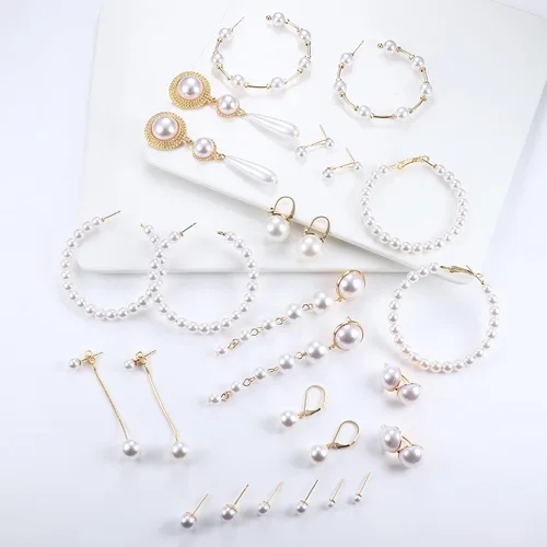 Miniatura 7 de UBGICIG 13 pares de aretes de perlas para mujer, aretes de aro de perlas ligeros, aretes de perlas circulares, aretes colgantes largos de perlas