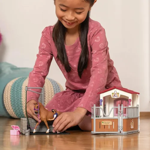 Miniatura 5 de Schleich Horse Club - Juego de Juguetes de Establo de Lavado de Caballos de 28 Piezas con Figura de Acción de Yegua y Jinete y Accesorios para Niñas