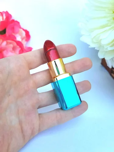 Miniatura 4 de Encendedor de butano en forma de lápiz labial, recargable para mujer, encendedor novedoso (azul)