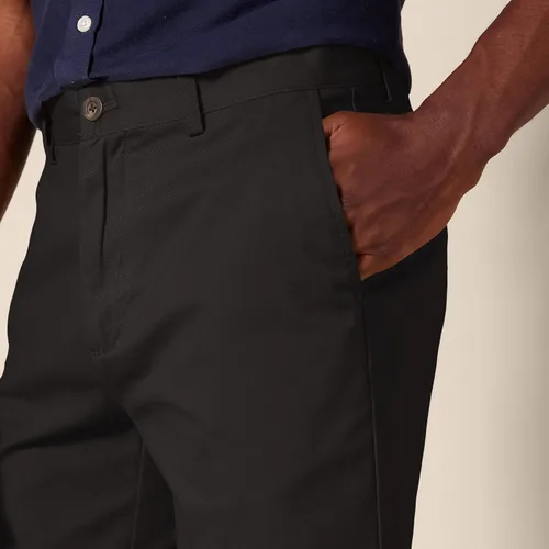 Miniatura 4 de Tienda Essentials Mens Slim-Fit 7" Chino Shorts