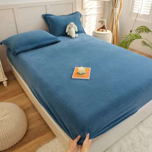 FCLDESHOP Sábana bajera suave, sábanas de forro polar coral cálido para invierno, para dormitorio de niños, con estampado de animé, protector de Azul