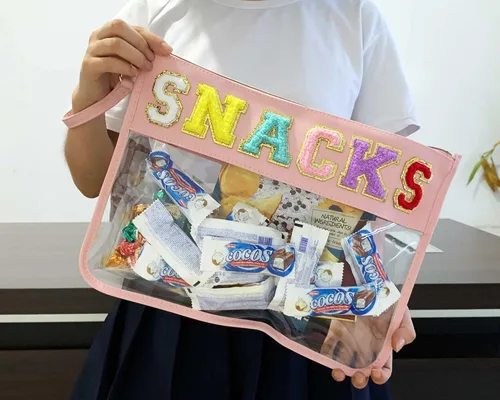 Miniatura 5 de TopTTanBo Bolsa transparente de chenilla con letras, multiusos, transparente, impermeable, para aperitivos, maquillaje, con correa para la muñeca