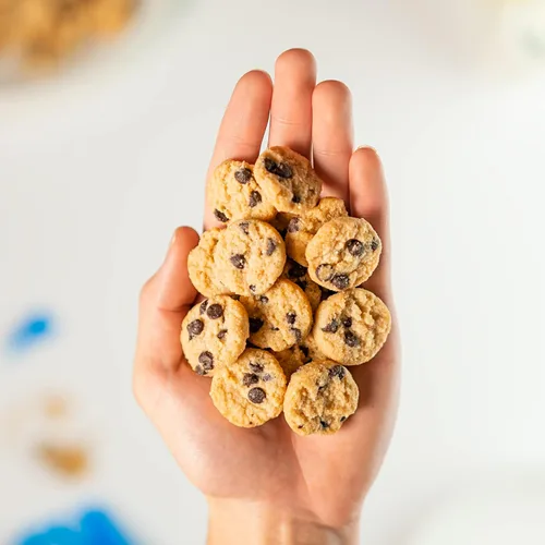 Miniatura 8 de Highkey Galletas con chispas de chocolate keto; paquete de 3 bocadillos bajos en carbohidratos; alimento keto; galletas altas en proteínas sin