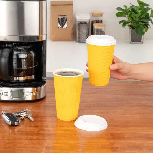 Miniatura 12 de Restaurantware 16 onzas Tazas de papel desechables con pared ondulada, 500 vasos de papel amarillo aislados con diseño de borde enrollado, tapas