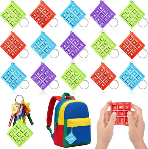 Hicarer 16 llaveros de fiesta de Tic Tac Toe para fiesta de cumpleaños a granel, regalos de fin de año para estudiantes, niños de 8 a 12 años, Color