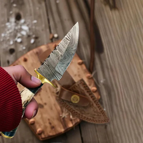 Miniatura 5 de Cuchillo de asta de ciervo de Damasco hecho a mano, cuchillo afilado de 7 pulgadas, forjado al fuego, funda de cuero, regalo para cazador, camping