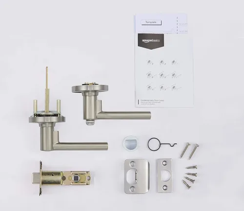 Miniatura 3 de Amazon Basics - Manija de puerta contemporánea, modelo Madison - Privacidad - Níquel satinado, paquete de 6