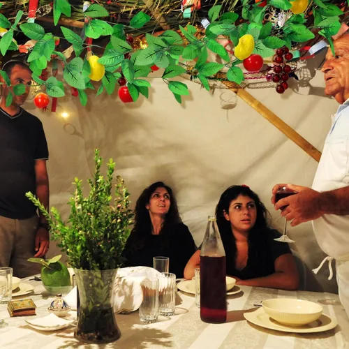 Miniatura 5 de 8 piezas de decoración de Sukkah frutas colgantes para Sucot, decoraciones de frutas de manzana Etrog para fiestas judías (estilo fresco)
