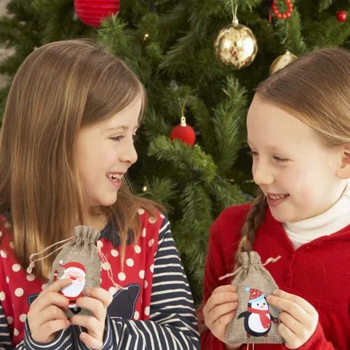 Miniatura 7 de LOKIPA Bolsas de arpillera de yute de Navidad, yute de Navidad, arpillera de lino con cordón de regalo, bolsa de dulces para regalos de Navidad (36)
