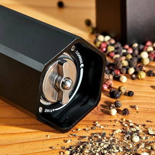 Miniatura 6 de HexClad HexMill Molinillo de pimienta, grado profesional, resistente, recargable, aluminio negro mate, ajuste de diez configuraciones de molienda