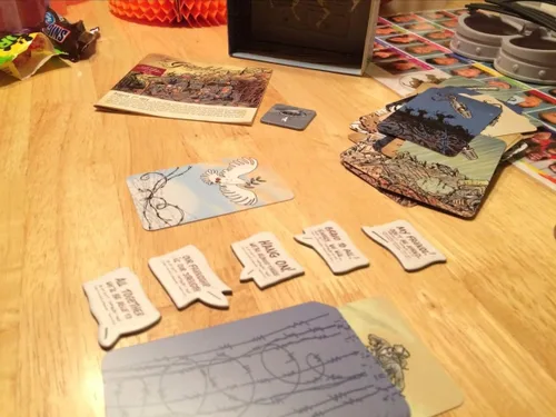 Miniatura 2 de Juego de cartas cooperativo de The Grizzled