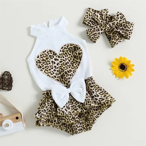 Miniatura 2 de Conjunto de 2 piezas para bebé recién nacida con estampado de leopardo, camiseta sin mangas con estampado de corazón+pantalones cortos tutú