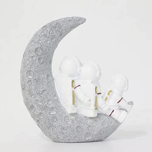 Miniatura 7 de BUTILIVEEN Esculturas familiares de astronautas, familia de 3 figuras de astronautas, decoración de dormitorio con temática espacial, decoración