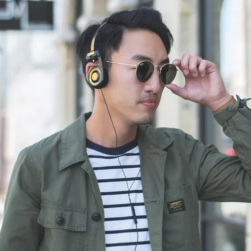 Miniatura 6 de Koss Porta Pro Edición Limitada Auriculares de Diadema Oro Negro, Micrófono en Línea, Control de Volumen y Control Remoto Táctil, Incluye Estuche