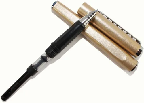 Miniatura 5 de Gullor Elegante pluma estilográfica dorada Jinhao 699 con punta fina con convertidor de tinta Push Tyle