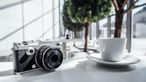 Miniatura 4 de Olympus lente intercambiable F1.8 de 17 milímetros, para microcámaras Olympus, Panasonic Negro