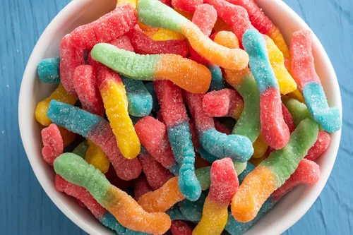 Miniatura 5 de Trolli Sour Brite Crawlers Candy, cereza-limón, fresa-uva y naranja-lima, agridulce, gusanos de gomita, 7.2 onzas (paquete de 2)