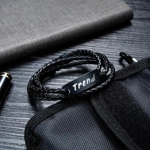 Miniatura 4 de GEAPRIE Pulsera de cuero personalizada con texto personalizado Pulsera de cuero PU para hombres de moda de tres capas, Cuero, Sin gemas.