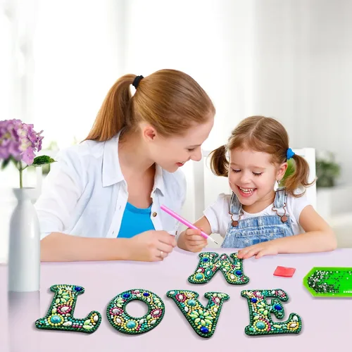 Miniatura 6 de YOYA Llaveros de pintura de diamantes de doble cara letras 5D con pintura de diamantes, kit de llavero de pintura de diamantes de taladro completo