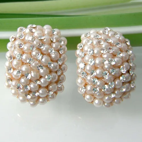 Miniatura 2 de Navachi - Aretes de cristal colorido chapado en oro de 18 quilates con perlas Omega
