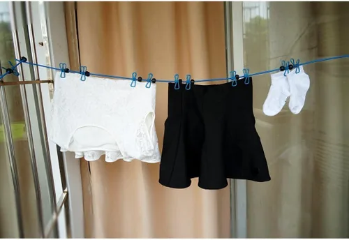 Miniatura 2 de HAWATOUR Clothesline - Equipo de campamento, tendedero retráctil portátil con 12 pinzas para la ropa para viajes y vehículos recreativos, accesorios