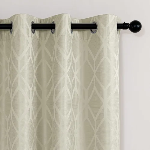 Miniatura 4 de Amazon Basics Cortinas Jacquard 100% opacas de 2 piezas, cortinas para sala de estar y dormitorio, tratamiento de ventana con aislamiento térmico