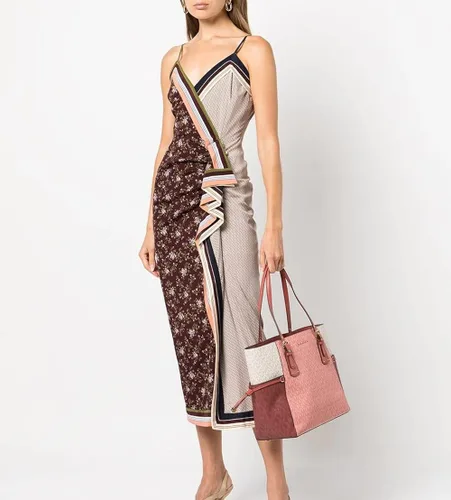 Miniatura 2 de MICHAEL Michael Kors Voyager EastWest Signature Tote