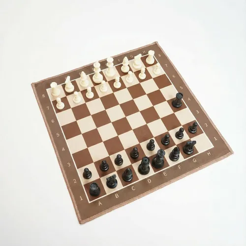Miniatura 7 de Juego de ajedrez portátil marrón y blanco, alfombra de ajedrez de tela plegable de 19.7 x 19.7 pulgadas con piezas estilo Staunton de 3 pulgadas