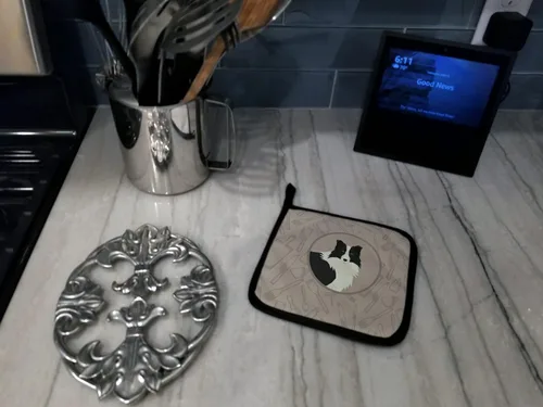 Miniatura 3 de Caroline's Treasures CK2169PTHD Border Collie in The Kitchen - Juego de soportes para ollas de cocina, resistentes al calor, almohadillas calientes