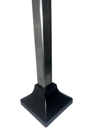 Miniatura 3 de JM Steel. Falda de plástico entrelazada para postes de 1 "x 1" para poste y 3.5 "x 3.5" para base.