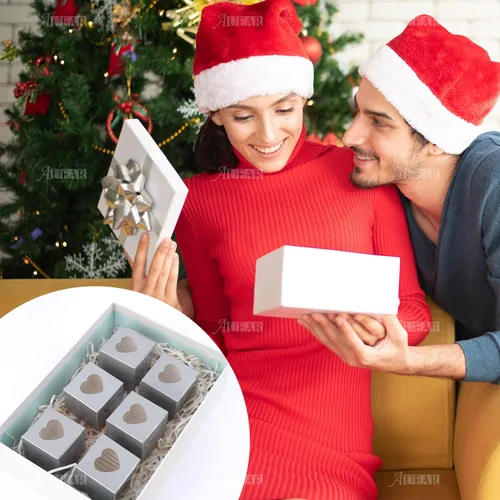 Miniatura 5 de AUEAR, Paquete de 50 cajas de regalo Kraft con ventana de corazón de plástico transparente de 2 x 2 x 2 pulgadas, regalo gris para pasteles, dulces