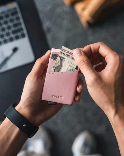 Miniatura 4 de VULKIT Cartera desplegable para tarjetas de crédito con ranuras de cuero adicionales con bloqueo RFID, funda delgada de metal para tarjetas, Rosa