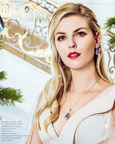 Miniatura 3 de Kate Lynn Collar para niña Un encuentro con sirena Colgante de lágrima hecho con cristales de Austria y circonita cúbica joyería regalo para el día