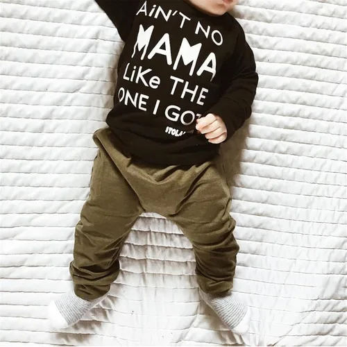 Miniatura 2 de Conjunto de ropa para bebés y niños pequeños con letras impresas