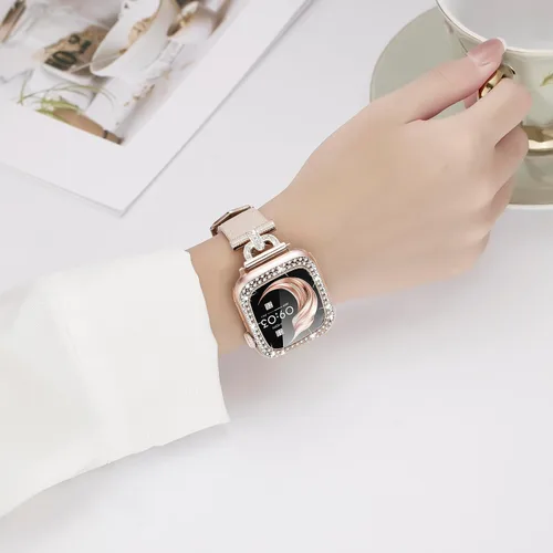 Miniatura 5 de Correa de cuero compatible con Fitbit Sense 2/Versa 4 para mujeres, elegante correa de cuero con hebilla metálica en forma de D con strass con funda