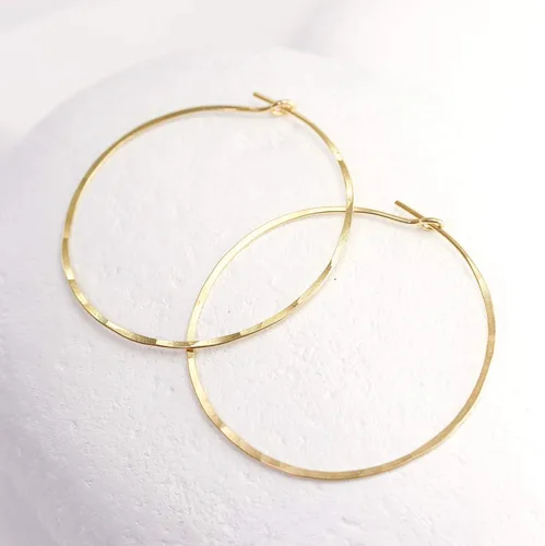 Miniatura 120 de Aretes de aro finos martillados, elegantes plata esterlina geométrica sólida, relleno de oro y relleno de oro rosa; para mujer por Lotus Stone