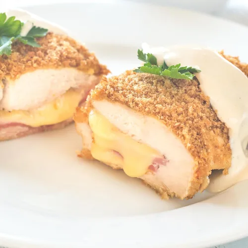 Miniatura 2 de Today Gourmet Foods of NC -Pechugas de pollo deshuesadas sin hueso Cordon Bleu de estilo casero sin cocer 12-7oz Porciones
