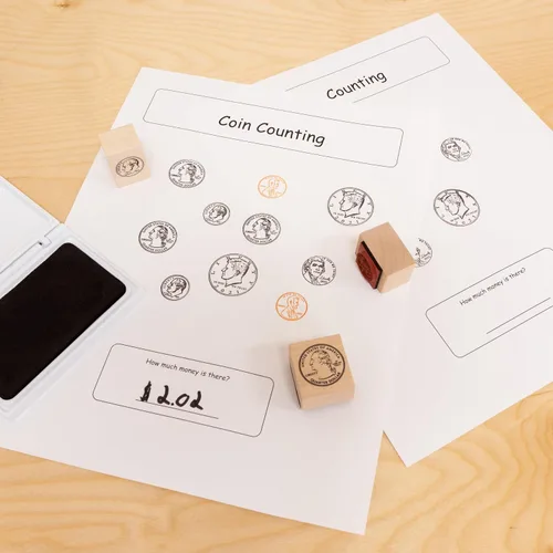 Miniatura 2 de READY 2 LEARN Sellos de monedas – Cabezas – Juego de 5 – Sellos de madera para monedas, matemáticas y actividades de bricolaje – Uso para tarjetas