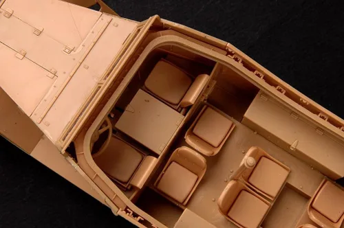 Miniatura 5 de Hobby Boss Kit de construcción de modelo de vehículo temprano de coche Scout blanco M3A1 (HY82451)