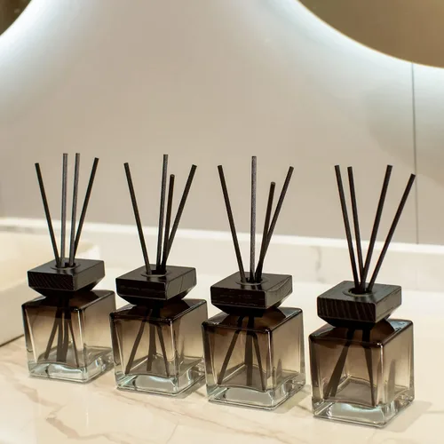 Miniatura 6 de Botellas difusoras de vidrio de fragancia, frascos difusores con tapas y palo de ratán, juego de 4 piezas de accesorios de fragancia de 6.8 fl oz