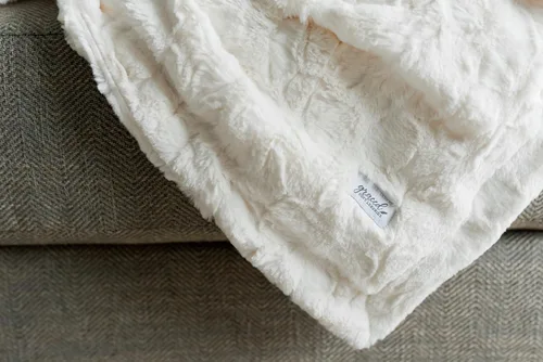 Miniatura 4 de GRACED SOFT LUXURIES Manta Throw más suave, cálida, elegante y acogedora de piel sintética estética para viajes, hogar, cama, sofá, sillón, sala