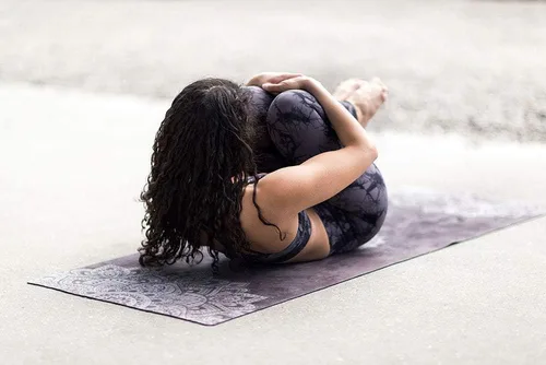 Miniatura 7 de YOGA DESIGN LAB Travel Yoga Mat 2-in-1 Mat+Towel Lightweight, Foldable, Eco Luxury Ideal for Hot Yoga, Bikram, Pilates, Barre, Sweat 1.5mm