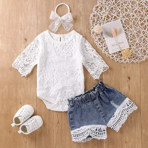 Miniatura 2 de ODIMAME Conjunto de ropa para bebé niña con encaje blanco + jeans rasgados + diadema, conjunto de ropa de verano de 3 piezas